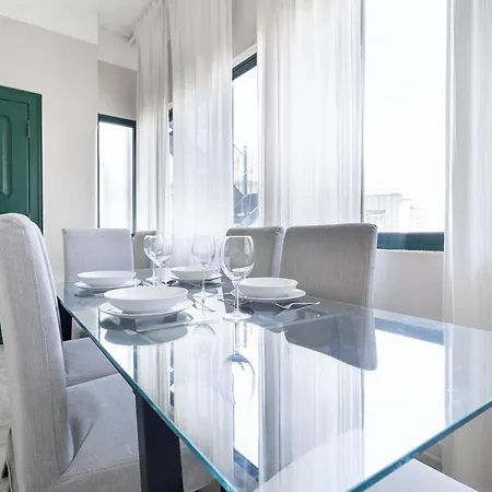 Appartement Akicity Anjos Stairway *