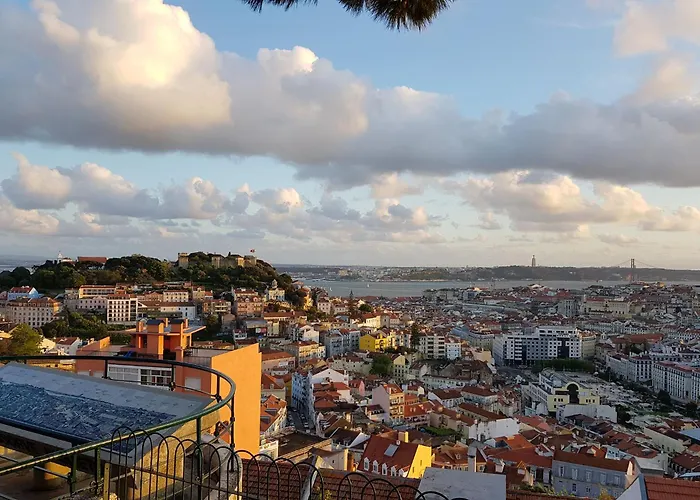 Akicity Anjos Stairway شقة Lisboa